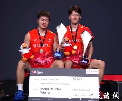 羽联总决赛:国羽两混双齐出线 “梁王”保留出线希望 羽联总决赛:国羽两混双齐出线 “梁王”保留出线希望